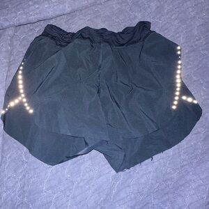 Lululemon navy running shorts size 4